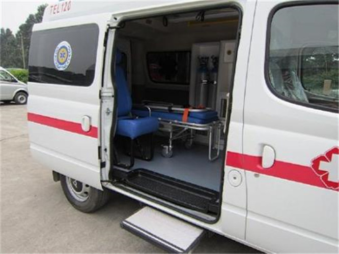 皂市镇救护车出租服务案例7