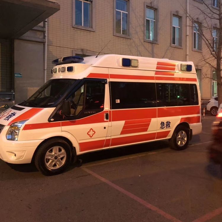 皂市镇夜间租赁救护车护送病人转院：安全转运的 8 大核心注意事项